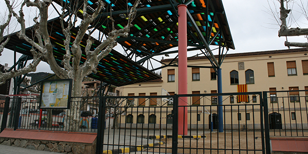 Escola Bernat de Riudemeia Escola Bernat de Riudemeia