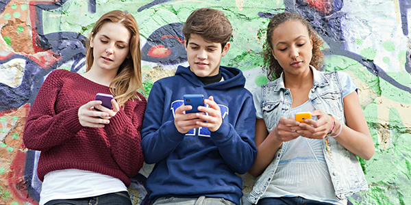 Adolescents mòbil