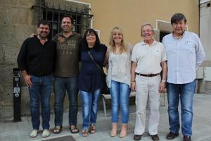 L'equip de govern sortint: Casas, M&oacute;ra, L&oacute;pez, Cervantes, Zaragoza i Armengol.