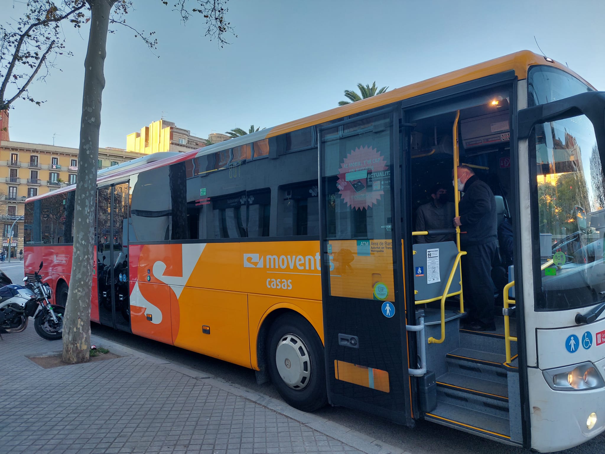 Bus 807 Argentona - Barcelona