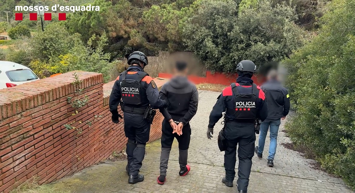 Argentona robatoris motos