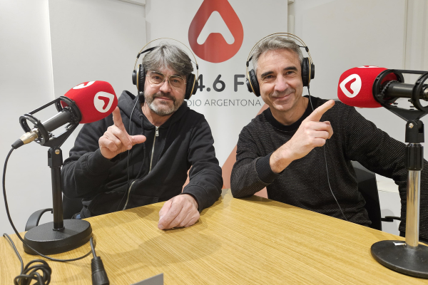 CARA B RADIO ARGENTONA