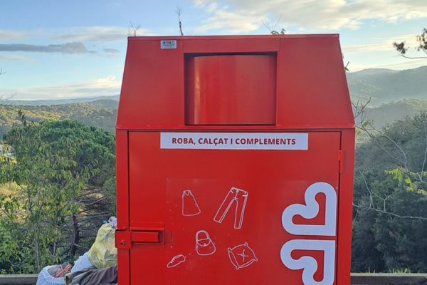 Argentona contenidor roba