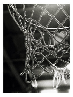 Superstock_1365-188_close-up-of-a-basketball-net-posters